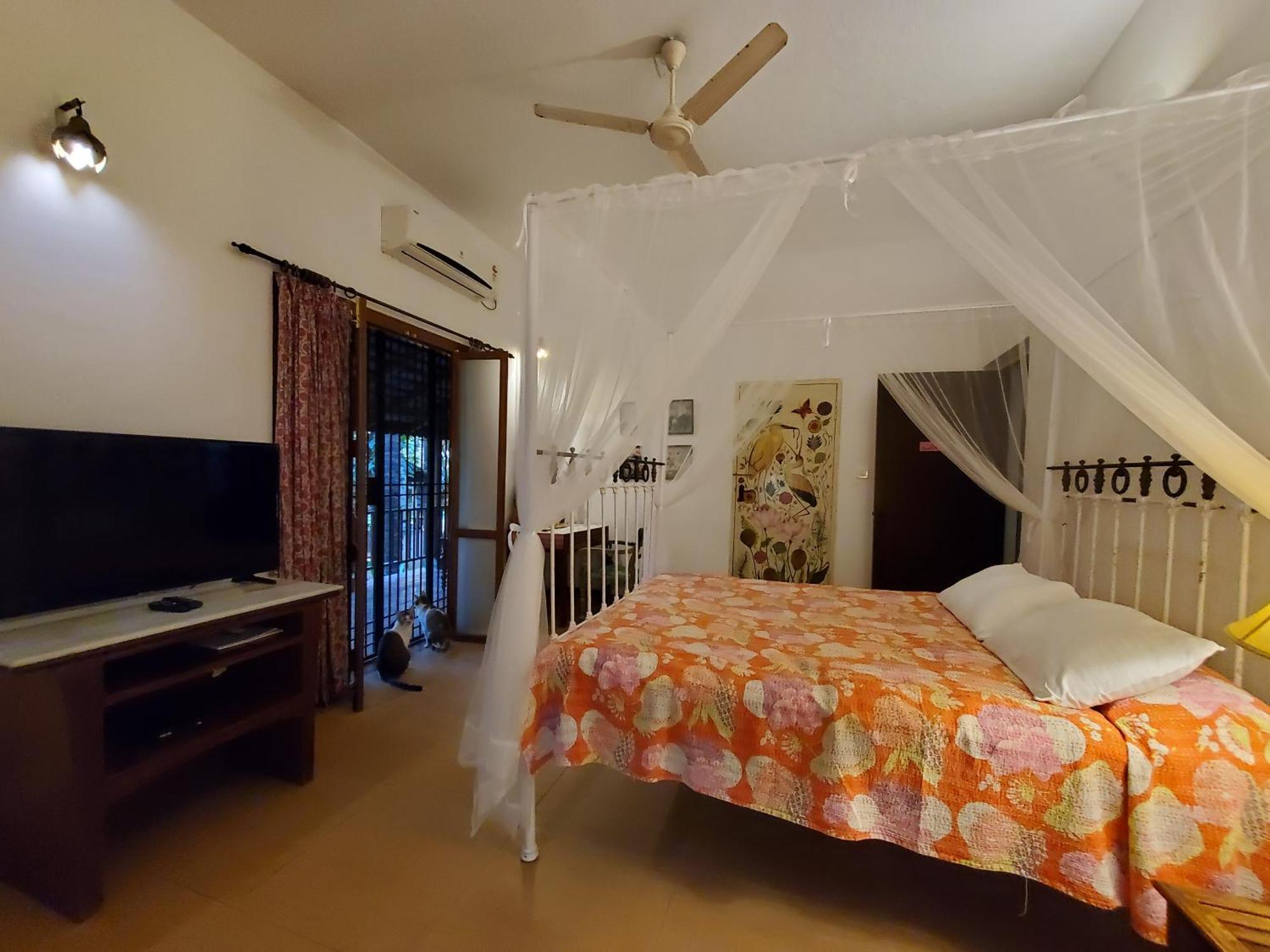 Kariappa House Hotel Пондичери Екстериор снимка