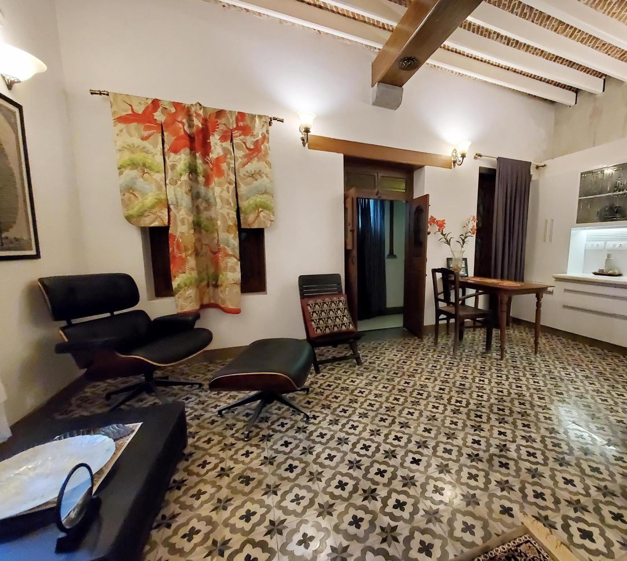 Kariappa House Hotel Пондичери Екстериор снимка