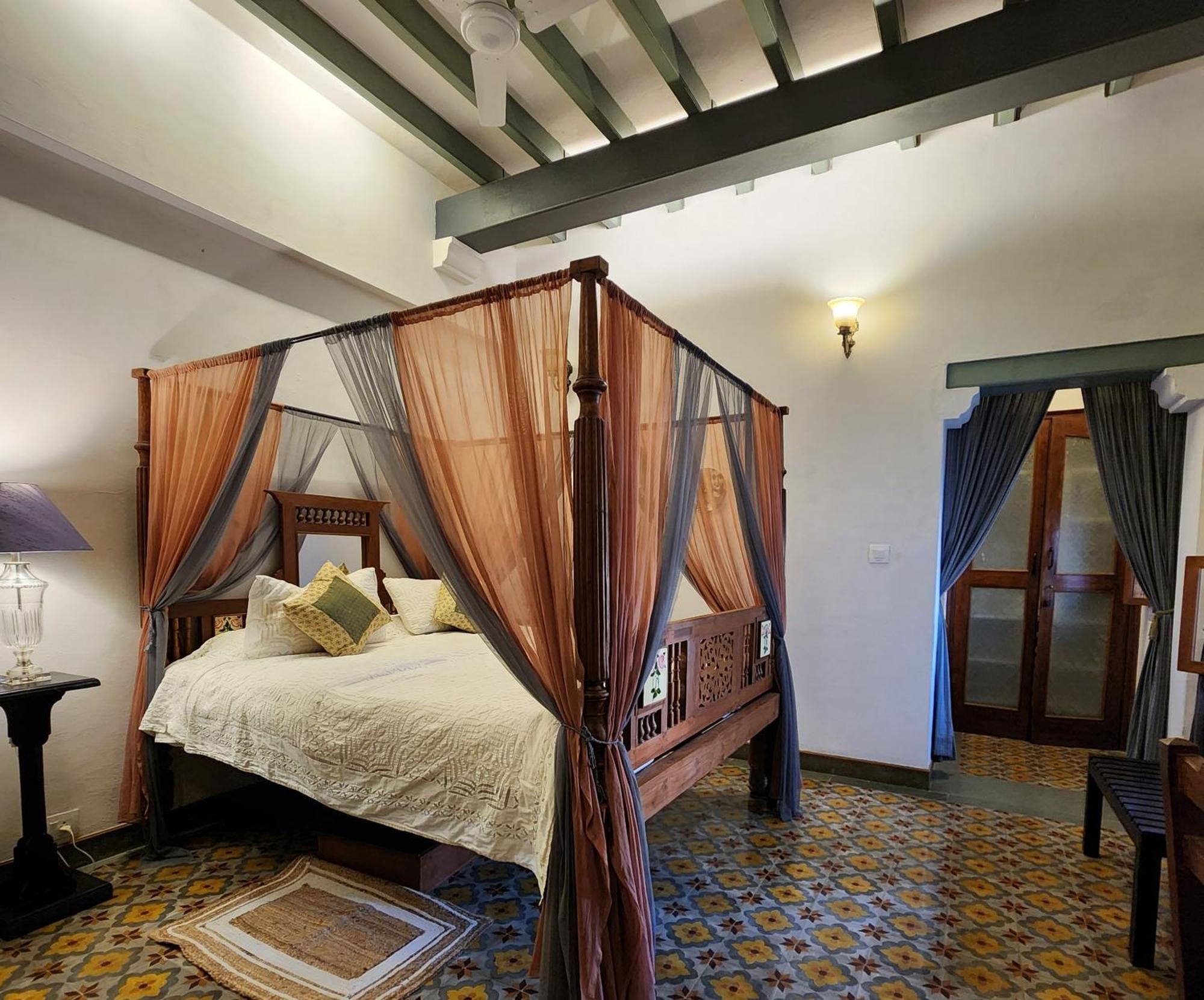 Kariappa House Hotel Пондичери Екстериор снимка
