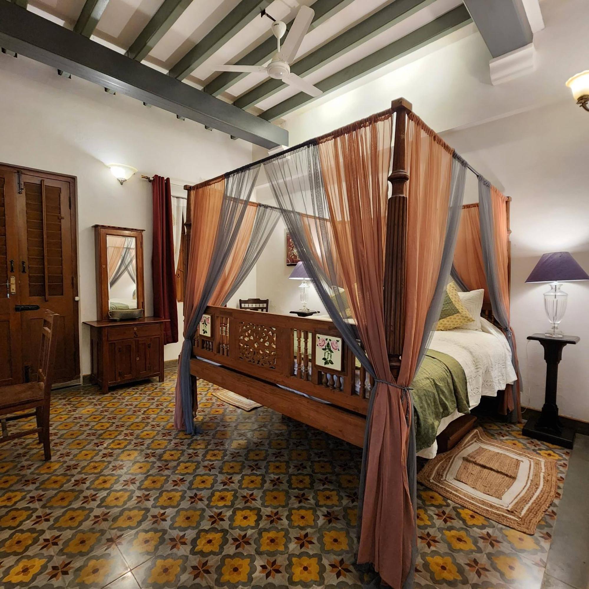 Kariappa House Hotel Пондичери Екстериор снимка