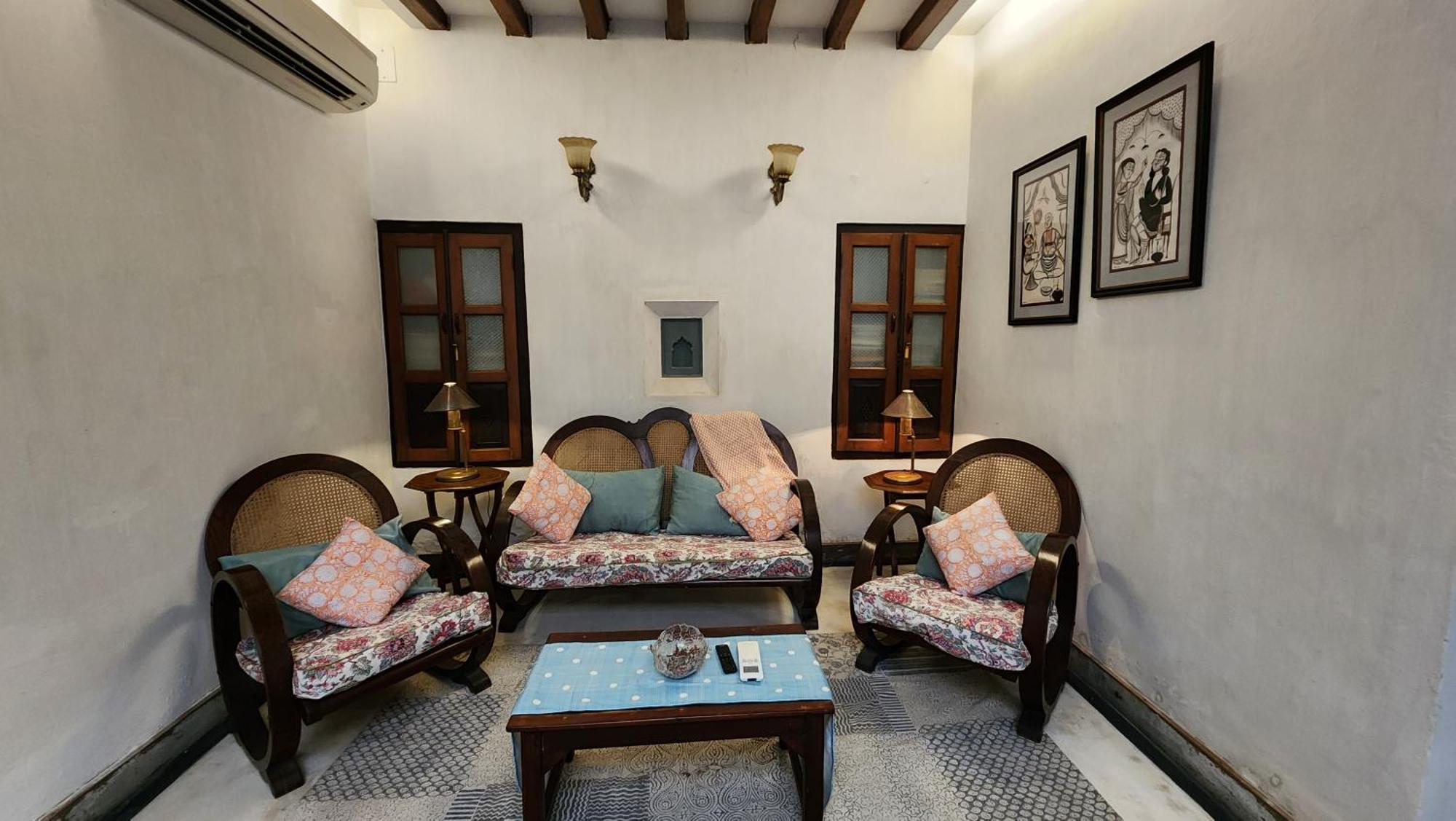 Kariappa House Hotel Пондичери Екстериор снимка