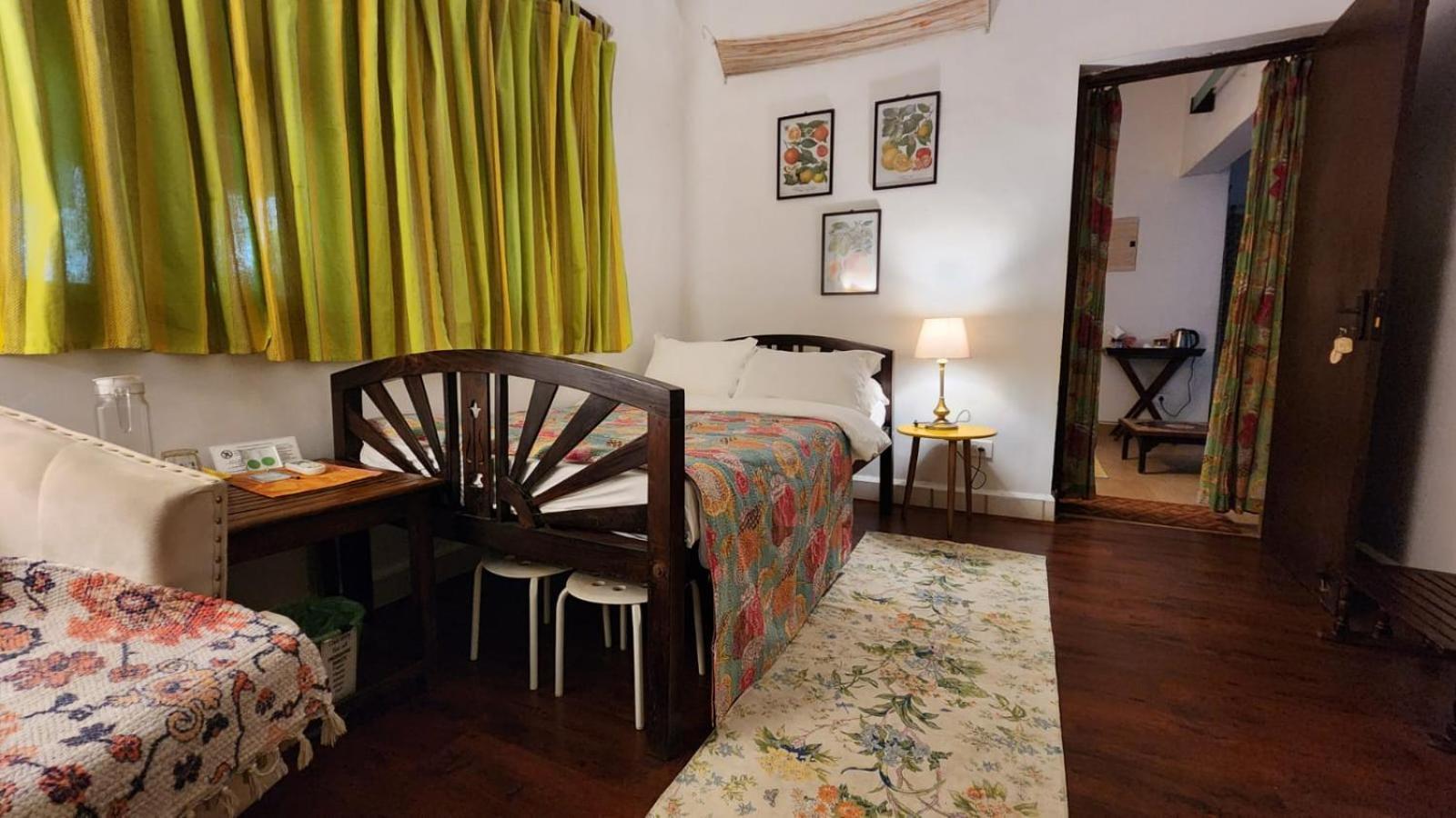 Kariappa House Hotel Пондичери Екстериор снимка